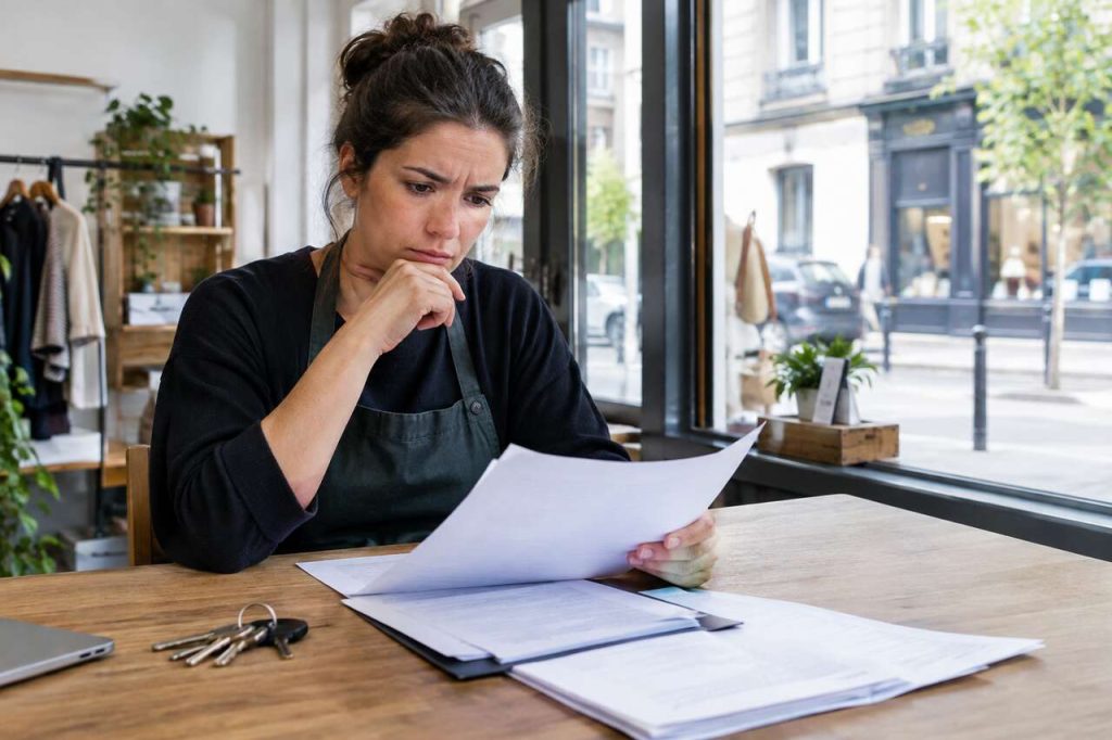Bail commercial en tacite prolongation : risques pour le locataire